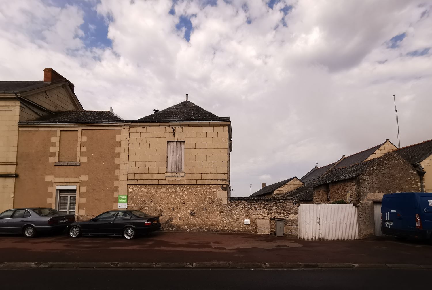 Souzay-Champigny Maison ancienne 